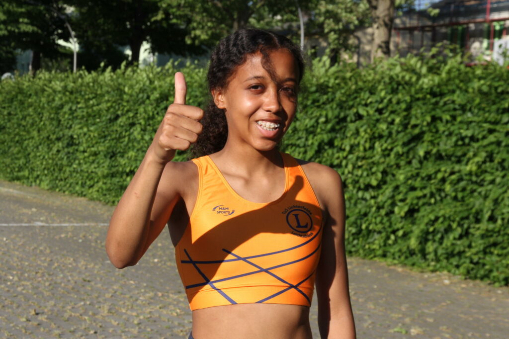 Helena Allegra Bendig (W13) verbesserte den Berliner Rekord im 75 m Lauf von Lisa Marie Kwayie aus dem Jahre 2009 um 26 Hundertstel